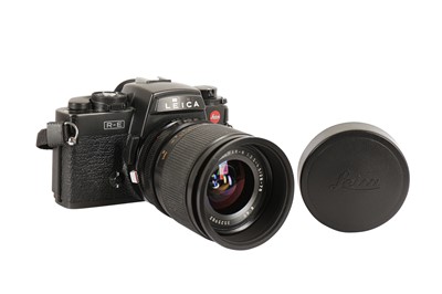 Lot 102 - A Leica R-E SLR Camera