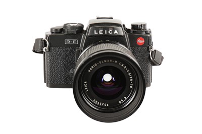 Lot 102 - A Leica R-E SLR Camera