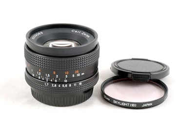Lot 350 - A Carl Zeiss 50mm f1.7 T* Planar Lens.