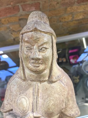Lot 46 - A RARE CHINESE STRAW-GLAZED FIGURE OF AN OFFICIAL.