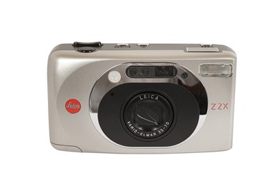 Lot 533 - A Leica Z2X Compact 35mm Camera