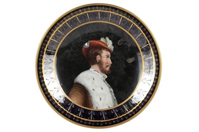 Lot 144 - A LATE NINETEENTH TO EARLY TWENTIETH CENTURY WEIMAR PORCELAIN PORTRAIT CHARGER