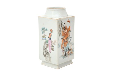 Lot 88 - A CHINESE FAMILLE-ROSE 'IMMORTALS' VASE, CONG