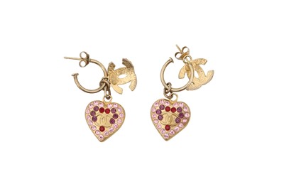 Lot 47 - Chanel CC Logo Heart Drop Pierced Earrings