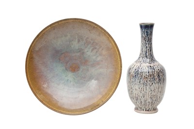 Lot 78 - A CHINESE FLAMBÉ-GLAZED VASE AND A DISH.