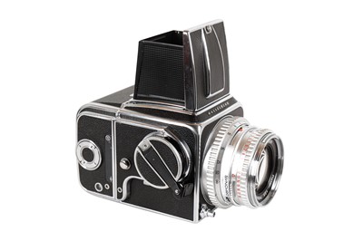 Lot 290 - A Hasselblad 500c Medium Format Camera Outfit