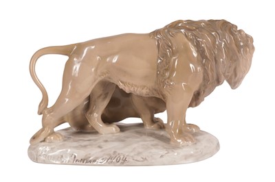 Lot 227 - A BING & GRONDAHL LION AND LIONESS PORCELAIN GROUP