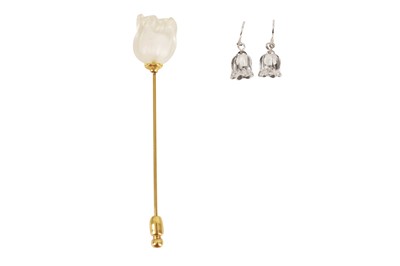 Lot 146 - A MUGUET PENDENT EARRINGS AND BROOCH BY LALIQUE