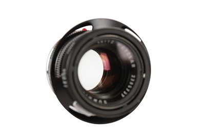 Lot 211 - A Leitz 50mm f/2 Summicron Lens