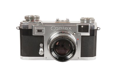 Lot 356 - A Contax IIa 563/24 Rangefinder Camera