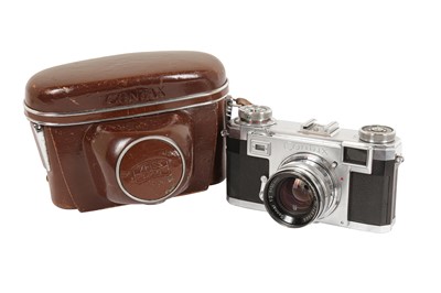 Lot 356 - A Contax IIa 563/24 Rangefinder Camera