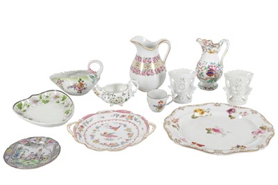Lot 425 - A COLLECTION OF 19TH CENTURY PORCELAIN