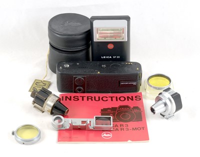 Lot 238 - Leica End Lot inc SF20 Flash Unit.