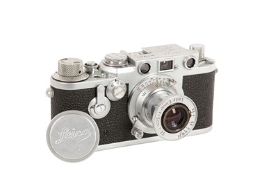 Lot 146 - A Leica IIIf Red Dial Rangefinder Camera