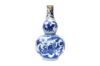 Lot 267 - A CHINESE BLUE AND WHITE 'FIGURAL' DOUBLE GOURD VASE