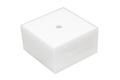 Lot 397 - Chanel White Tissue Box Holder