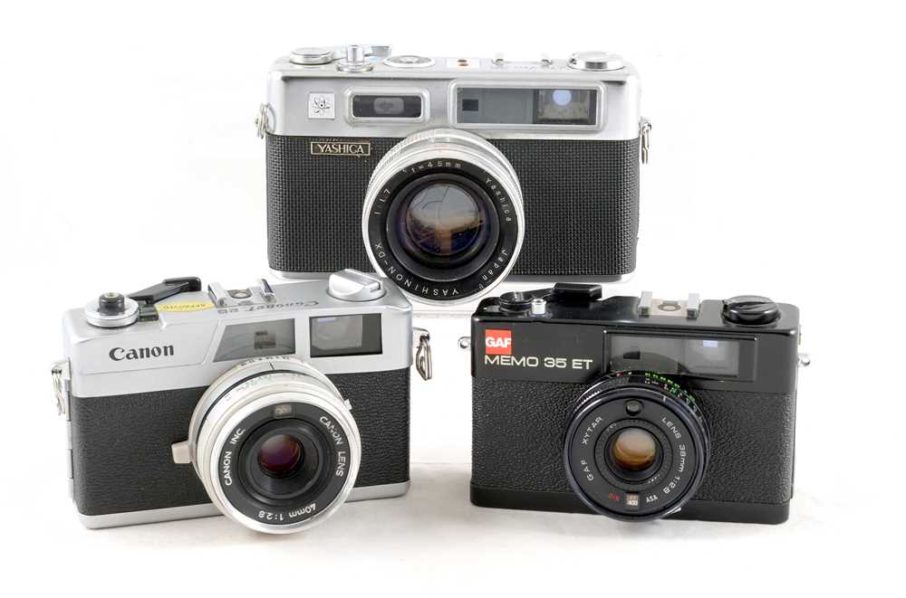 Lot 579 - Yashica Electro 35, Canonet & GAF Memo Compact Cameras.