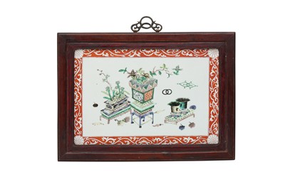 Lot 139 - A CHINESE FAMILLE ROSE 'TREASURES' PLAQUE.