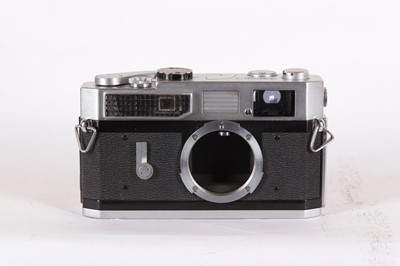 Lot 398 - A Canon 7 Rangefinder Camera Body