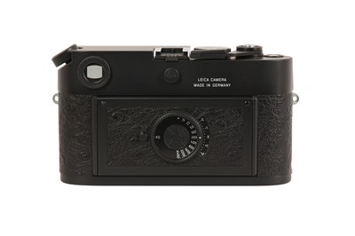 Lot 174 - A Leica M7 à La Carte Rangefinder Camera Body