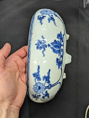 Lot 444 - A CHINESE BLUE AND WHITE 'LOTUS' INCENSE BURNER.