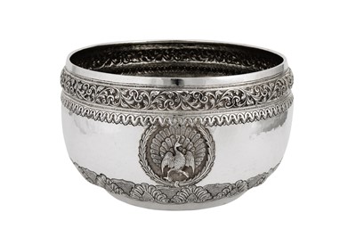 Lot 379 - An early 20th century Burmese unmarked silver bowl, Rangoon circa 1930
