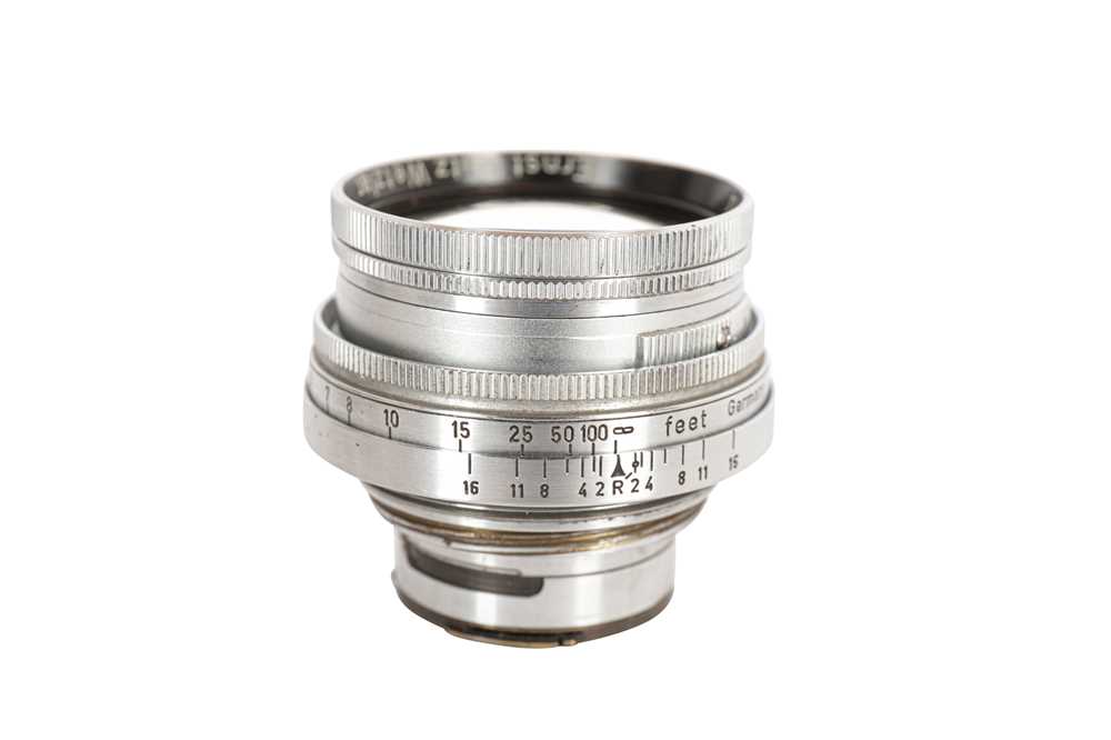 Lot 218 - A Leitz 5cm f/2 Summitar Lens