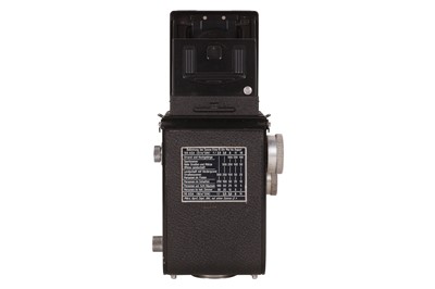 Lot 309 - A Rolleicord II TLR Camera