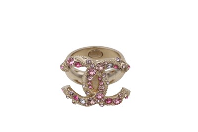 Lot 48 - Chanel Pink Crystal CC Logo Ring
