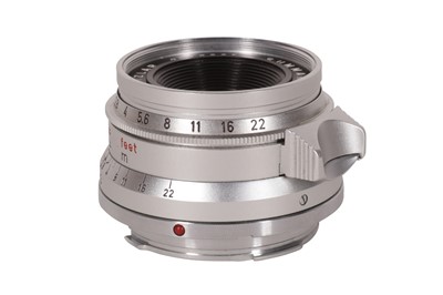 Lot 116 - A Leitz 35mm f/2.8 Summaron Lens