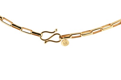 Lot 105 - A fancy link chain necklace