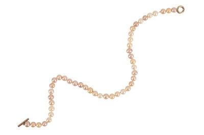 Lot 133 - A CULTURED PEARL NECKLACE