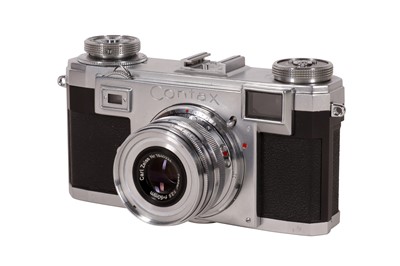 Lot 357 - A Contax IIa Rangefinder Camera