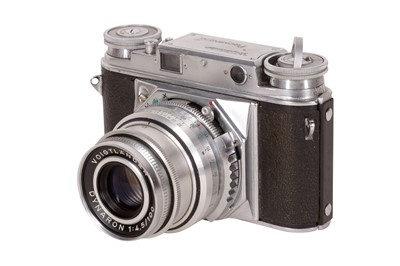 Lot 514 - A Voigtlander Prominent Rangefinder Camera Outfit