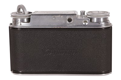 Lot 514 - A Voigtlander Prominent Rangefinder Camera Outfit