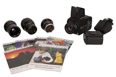 Lot 289 - A Hasselblad 500c/m Medium Format SLR Camera Outfit