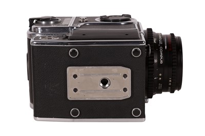 Lot 285 - A Hasselblad 500 EL/M SLR Medium Format Camera