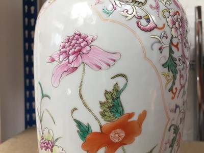 Lot 162 - A CHINESE FAMILLE ROSE 'CHRYSANTHEMUM AND PEONY' BALUSTER VASE