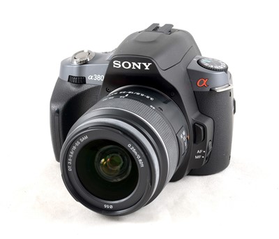 Lot 587 - Sony Alpha 380 14.2mp Digital Kit.