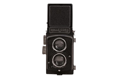 Lot 310 - A Rolleicord II TLR Camera