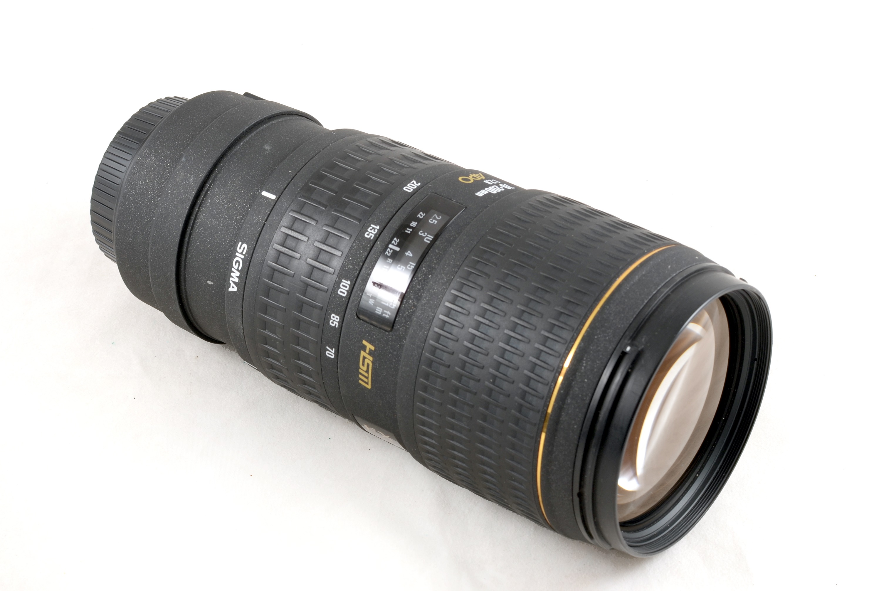 Lot 487 Sigma 70200mm f2.8 EX HSM APO Zoom Lens,