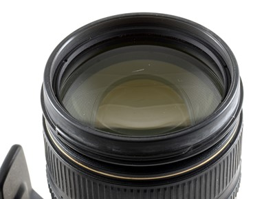 Lot 390 - AF VR-Nikkor 80-400mm f4.5-5.6D Zoom Lens.
