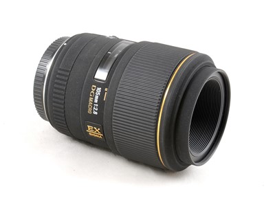 Lot 1313 - Sigma 105mm f2.8 EX DG Macro Lens, 4/3rds Fit.