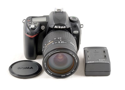 Lot 586 - Nikon D70 DSLR & Sigma 28-300mm Zoom Lens.