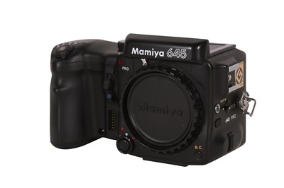 Lot 272 - A Mamiya 645 Pro Medium Format Camera Outfit