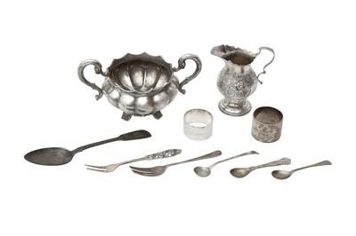Lot 85 - A MIXED GROUP OF STERLING SILVER