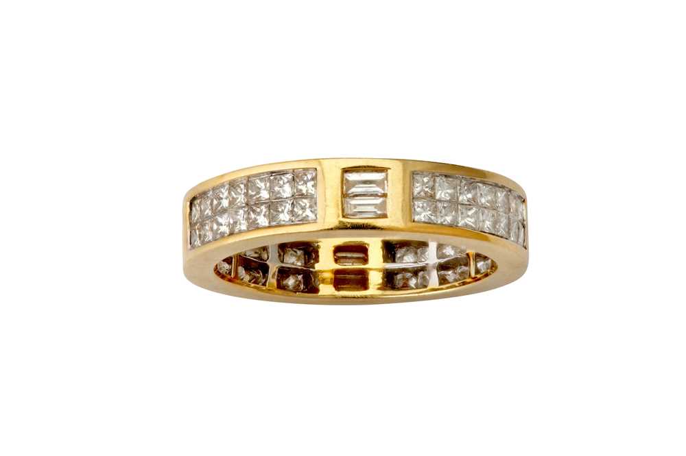 Lot 124 - A diamond eternity ring