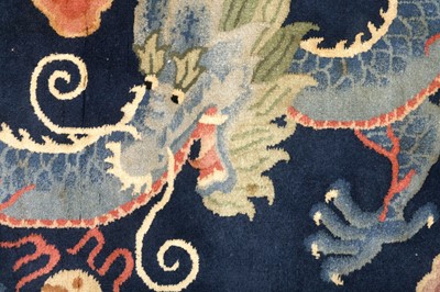 Lot 52 - A FINE CHINESE RUG