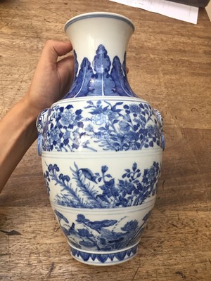 Lot 108 - A CHINESE BLUE AND WHITE 'BLOSSOMS' VASE.