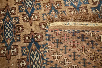 Lot 405 - A TURKMENISTAN CARPET